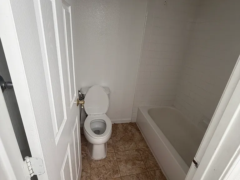 27 Swinford Ct — Photo 18