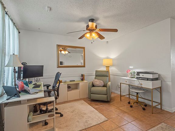 5th image of 633 Almandora Dr