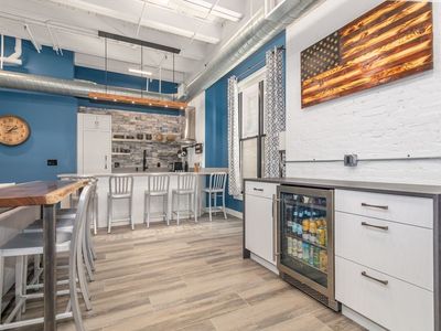 111 Beach St #1A, Boston, MA, 02111