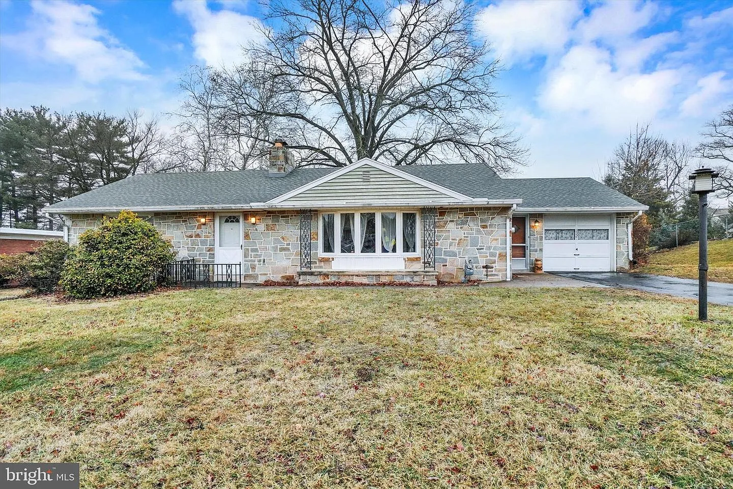 3321 Sycamore Rd photo 1
