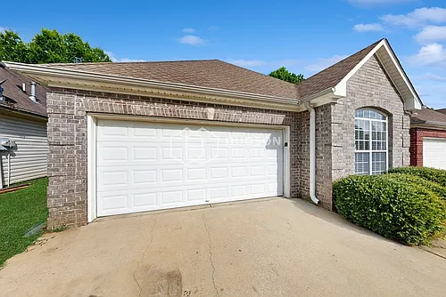 148 Highview Cv Photo 1