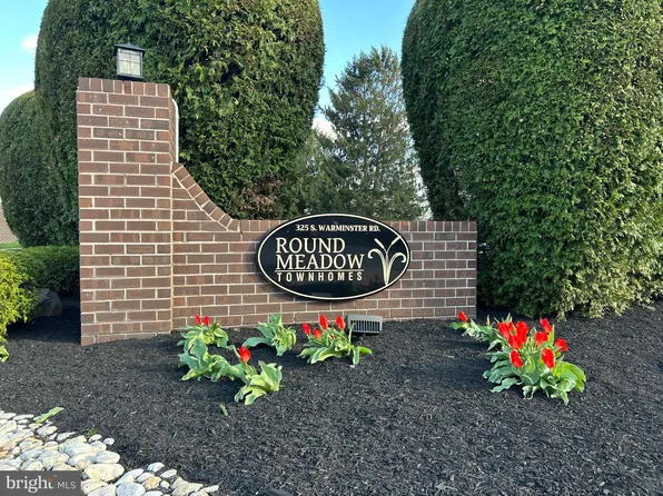 325 S Warminster Rd #C6, Hatboro, PA 19040