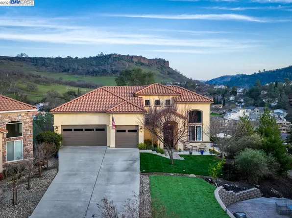 61 Selene Way, Copperopolis, CA 95228