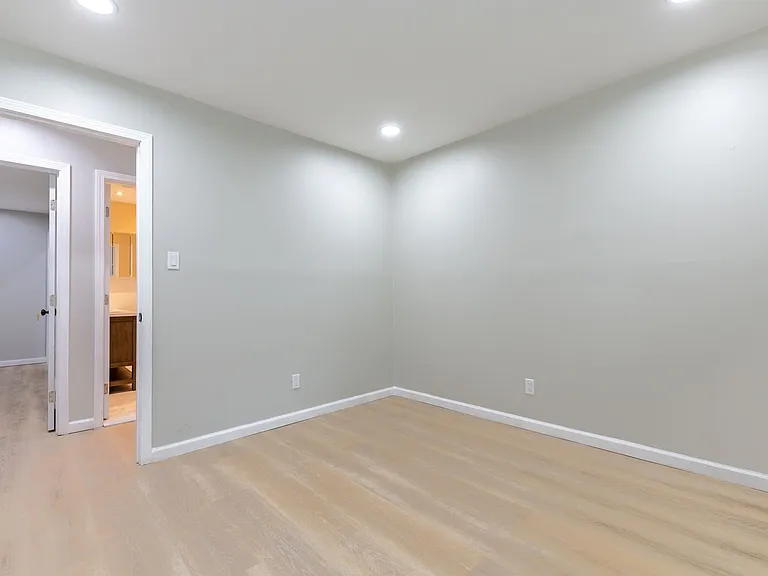 1000 Rampart Pl — Photo 22