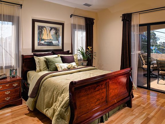 Guest suite upstairs