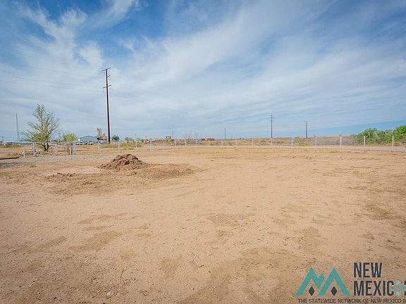 5th image of 315 Robins Dr