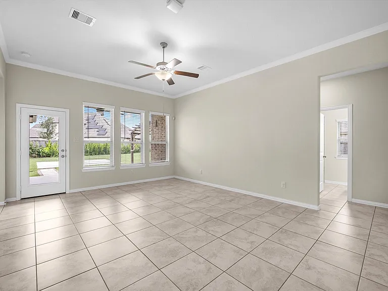 15211 Montezuma Quail Dr — Photo 4