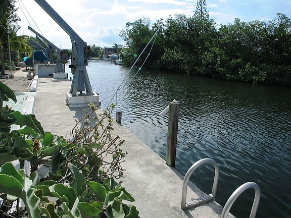 Dock