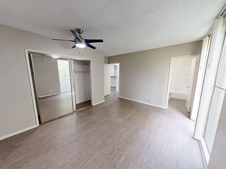 950 South St — Photo 14