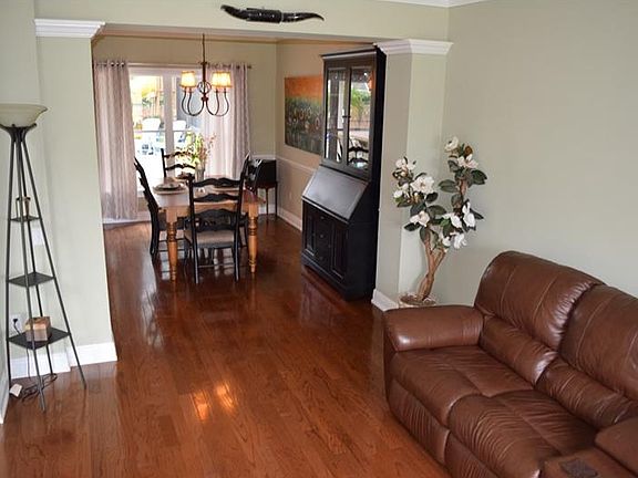 2nd image of 1745 Pine Bay Dr