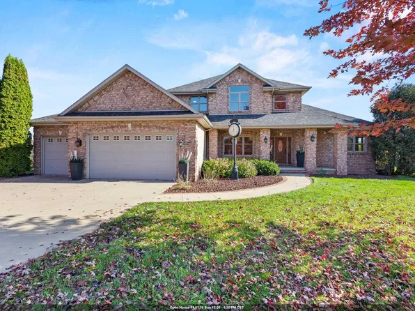 N2430 Artesian Way, Kaukauna, WI 54130