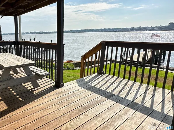 251 Thames St, Groton, CT 06340