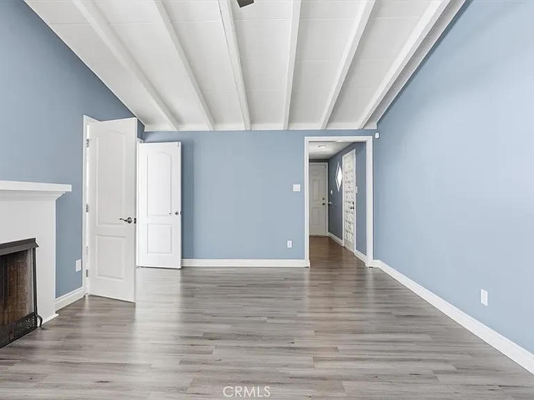 533 S Devon Rd — Photo 32