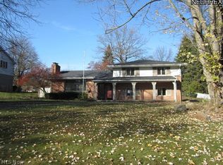 1790 Lakeside Dr, Youngstown, OH 44509