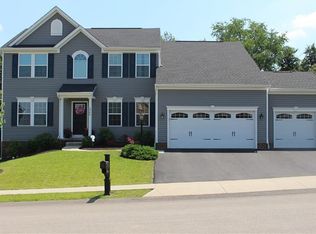 2064 Eagle Ridge Dr, Valencia, PA 16059