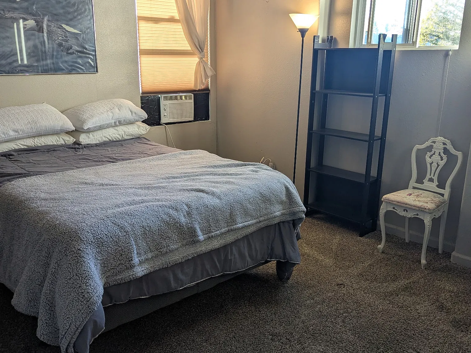 4 bed, 2950 sqft, $1,250 — Photo 1