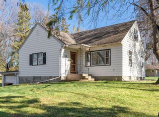 114 1st Ave SW, Nya, MN 55397