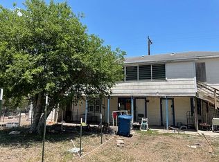 210 S Birch Ave, Bishop, TX 78343