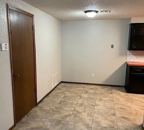 5th image of 1204 SW 77th Ter