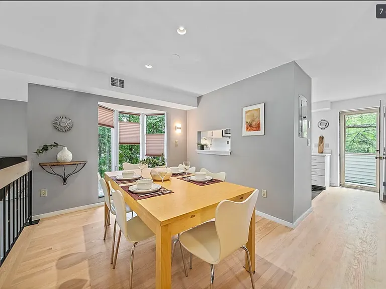 2A Brewer St — Photo 4