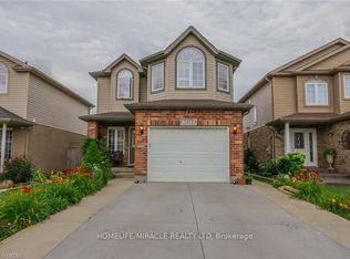 2879 Lemieux Walk, London, ON N6L 0A9