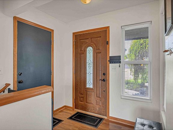 3rd image of 7030 SW 19th Ln