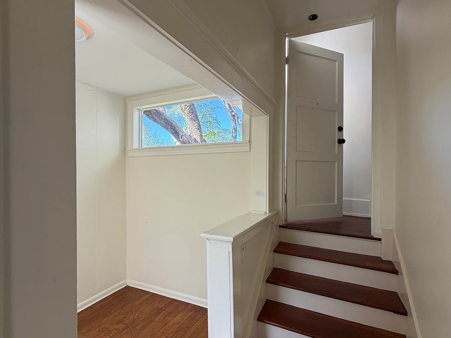 2 bed, 1080 sqft, $1,750 — Photo 3