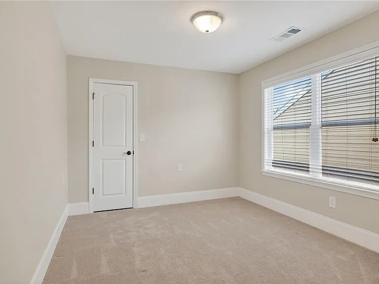 4185 Celbridge Pass — Photo 22