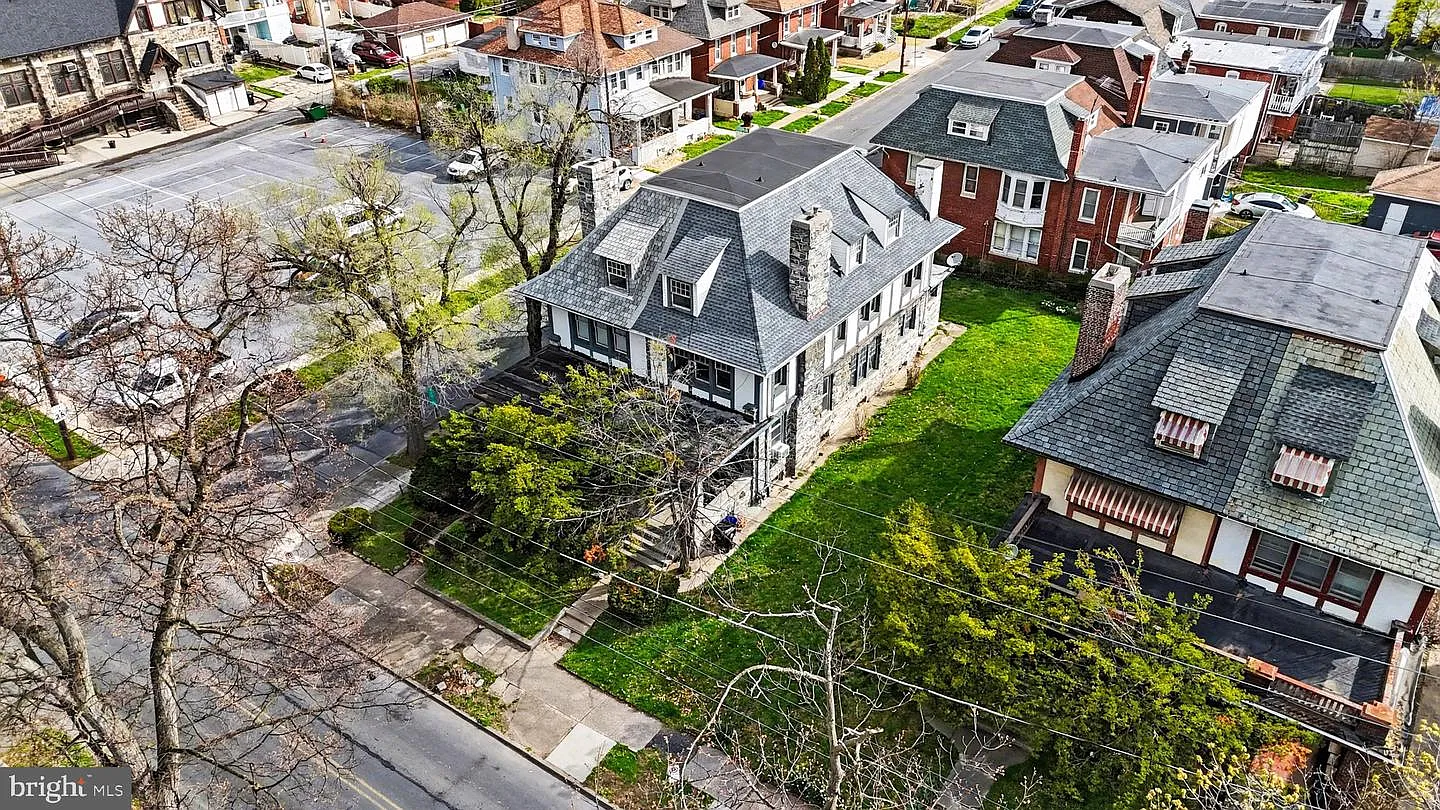 817 N 17th St photo 1