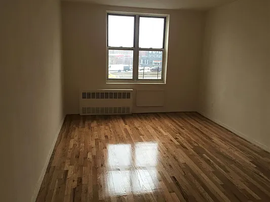 Rented by First Executive Realty Inc | media 10