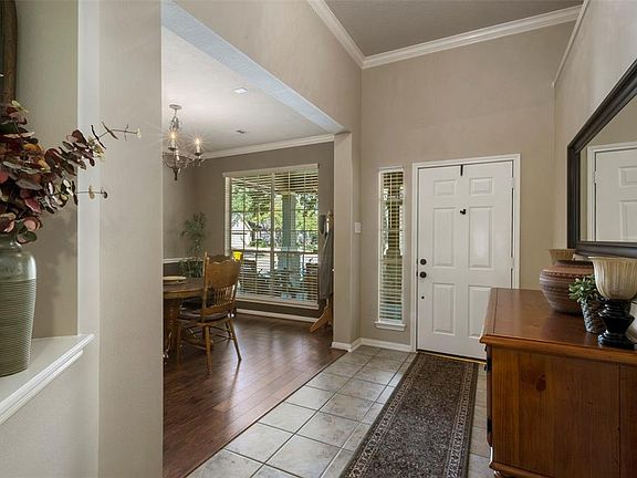 5th image of 15819 Tylermont Dr