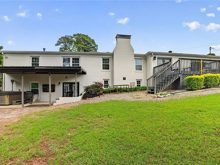 2982 Northbrook Dr — Photo 26