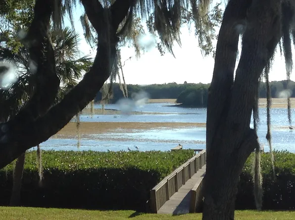 1111 N Bayshore Blvd APT B7, Clearwater, FL 33759