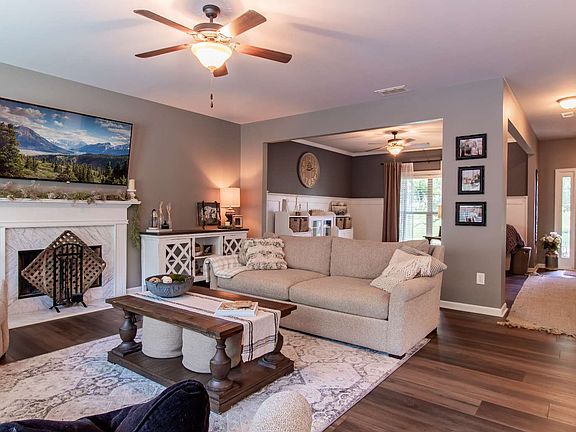 4th image of 150 Old Lake Ln