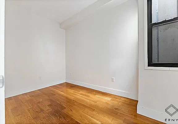 5th image of 751 Dekalb Ave #2L