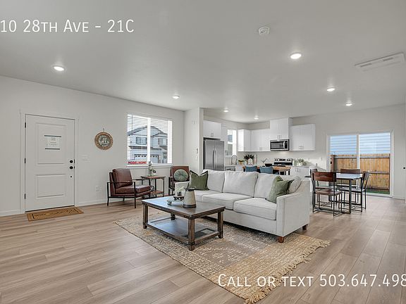 3rd image of 110 28th Ave SE #21C