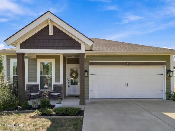 6530 Oak Village Dr, Louisville, KY 40228