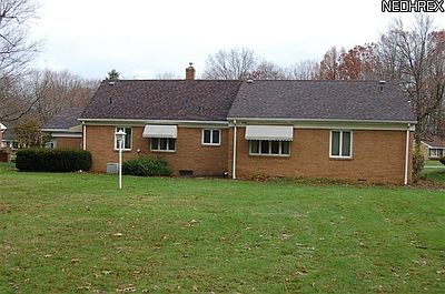 2nd image of 543 W Glen Dr