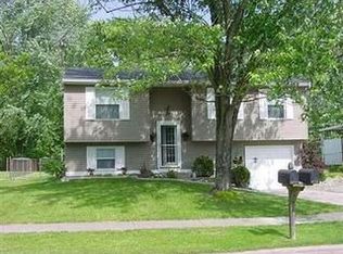 5718 Tall Oaks Dr, Milford, OH 45150