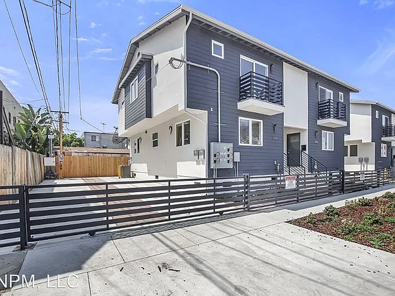 3rd image of 4114 Oakwood Ave #8876367
