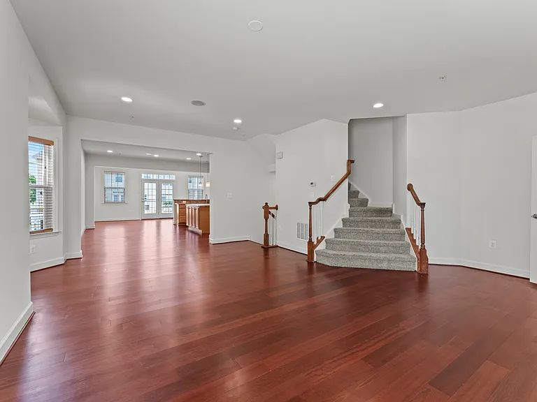 10579 Old Ellicott Cir — Photo 13