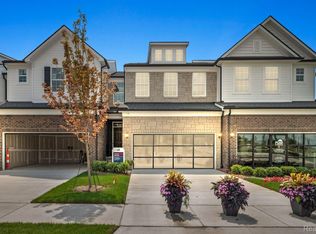 5539 E Spaniel Dr, Ann Arbor, MI