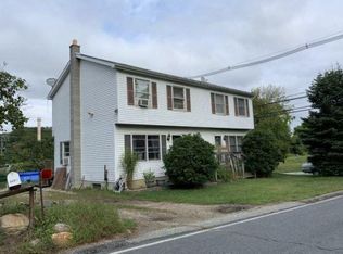 349 Maple Ave, Uncasville, CT 06382