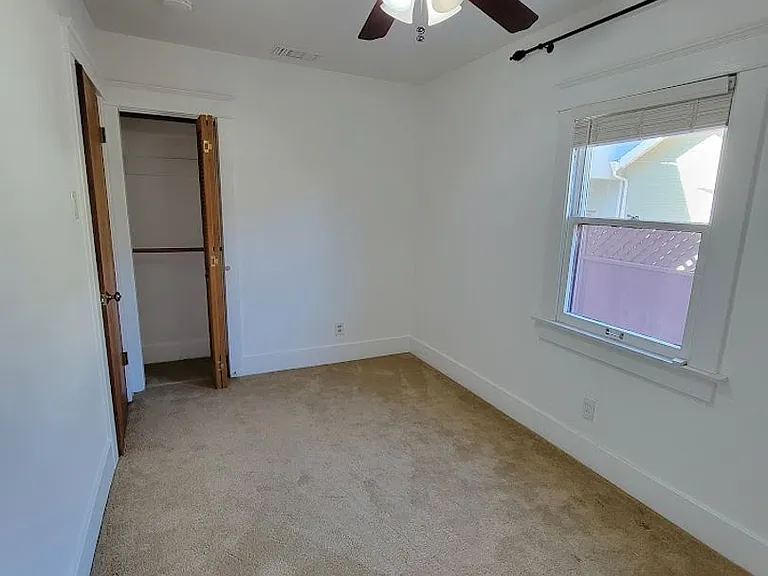 321 Grand Ave — Photo 32