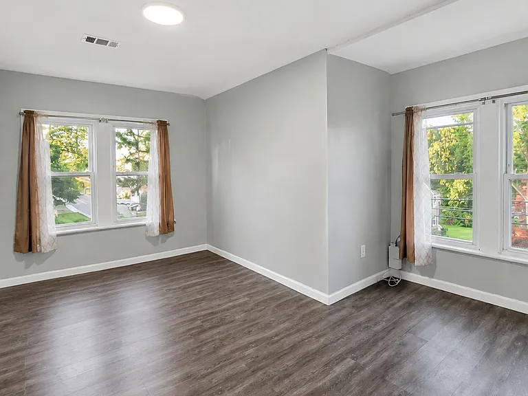 158 Chapel St #3 — Photo 11