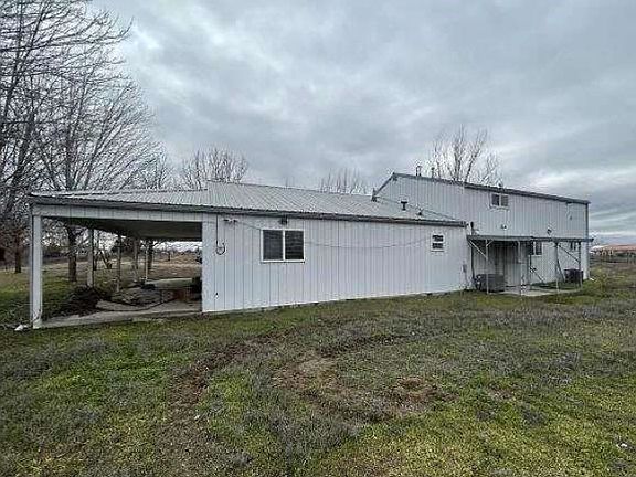 2nd image of 29632 Grandview Rd