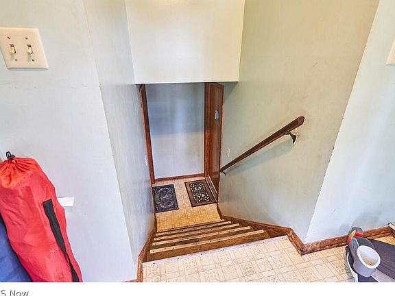 3rd image of 188 Northpark Dr
