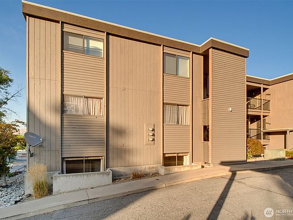 2nd image of 429 King Street #311