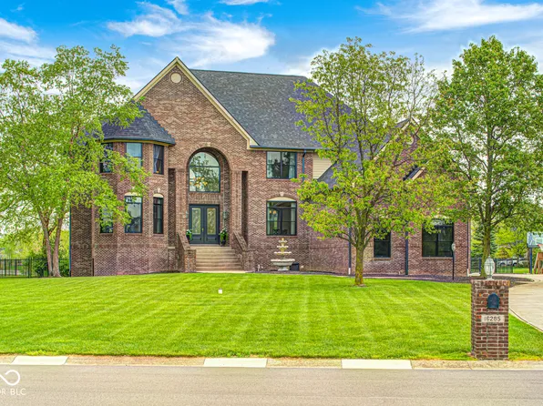 16285 Remington Dr, Fishers, IN 46037