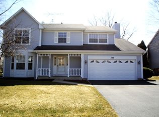 744 Thunderbird Trl, Carol Stream, IL 60188